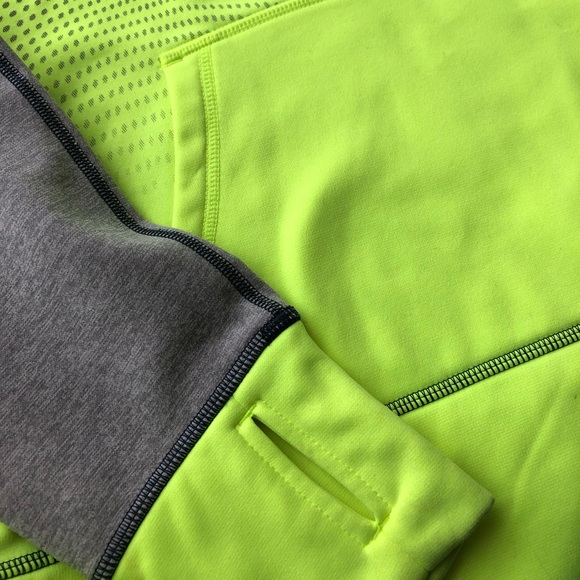 nike therma-fit hoodie - Picture 2 of 3